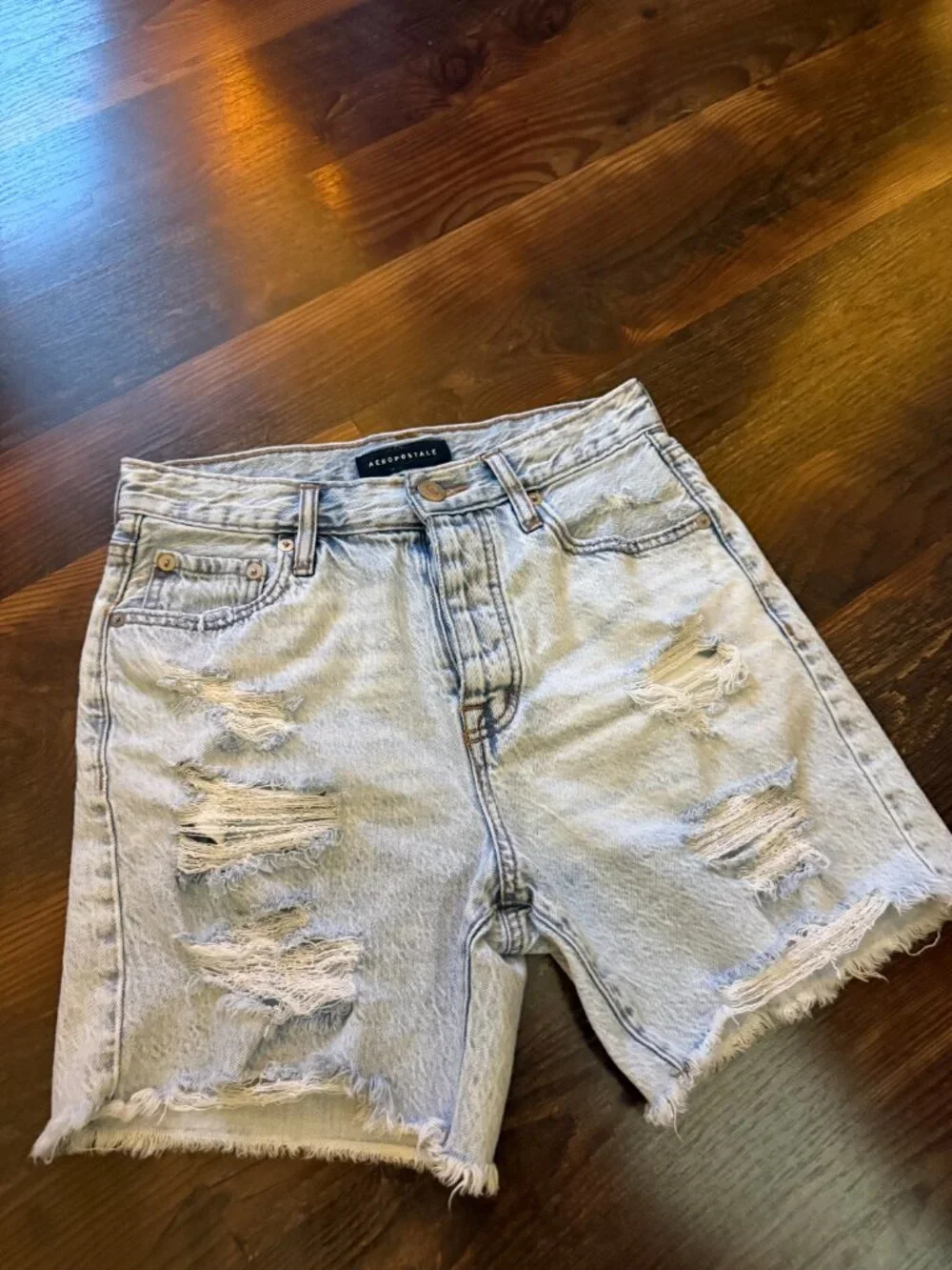 Aeropostale - 90's Baggy Distressed Denim Shorts - Size 2